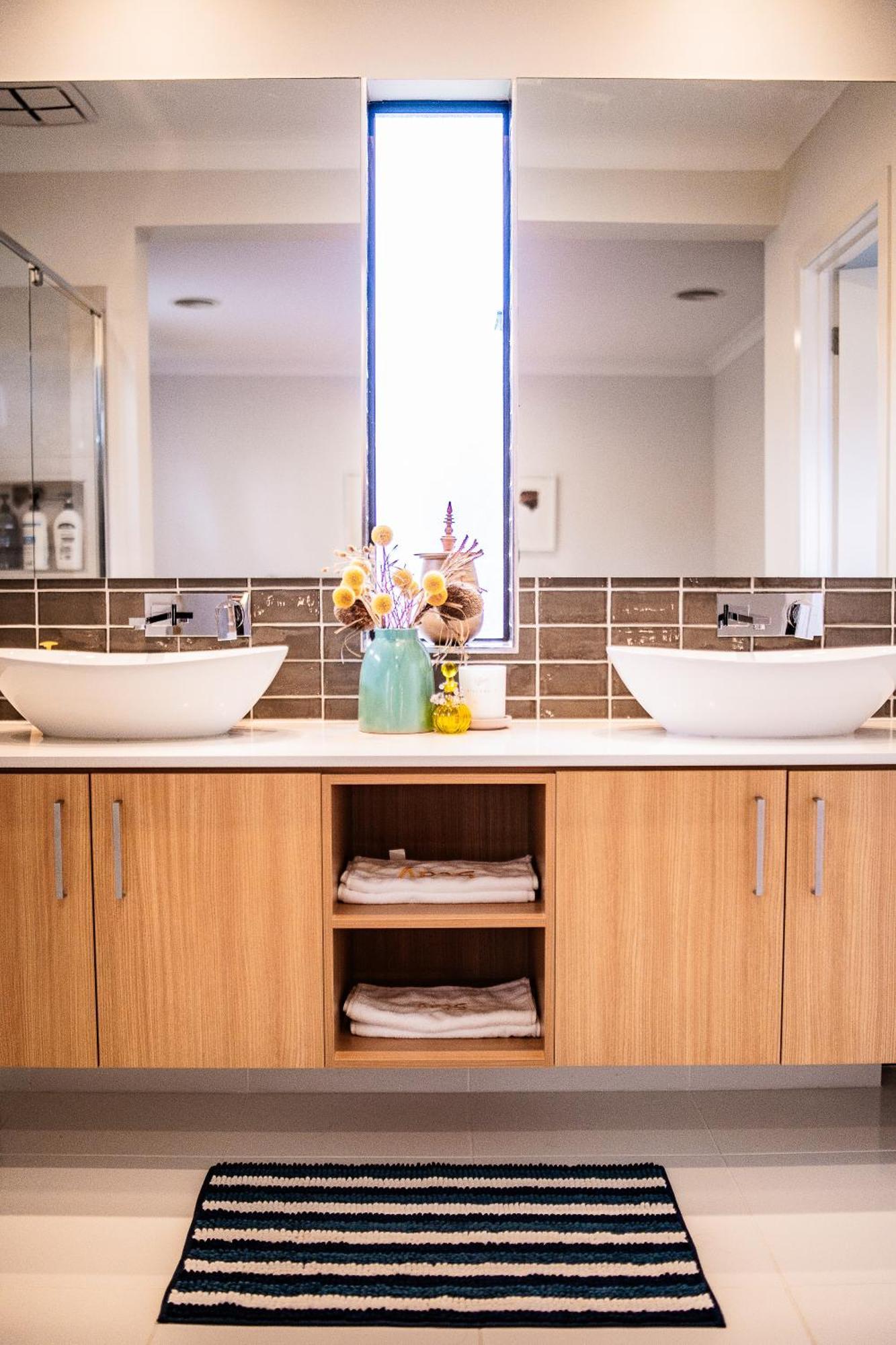 Stayau 4Br Designer Home In Knox Wantirna South Екстериор снимка